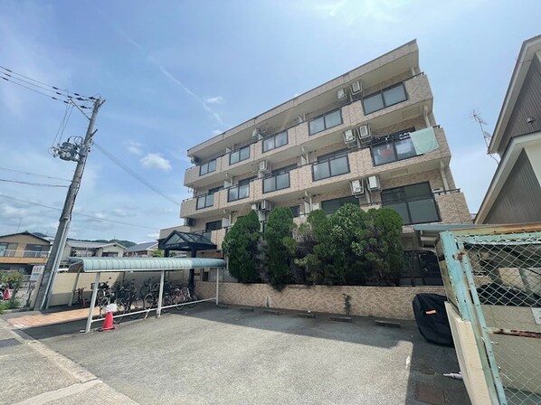 ジュネス城北新町3の物件外観写真